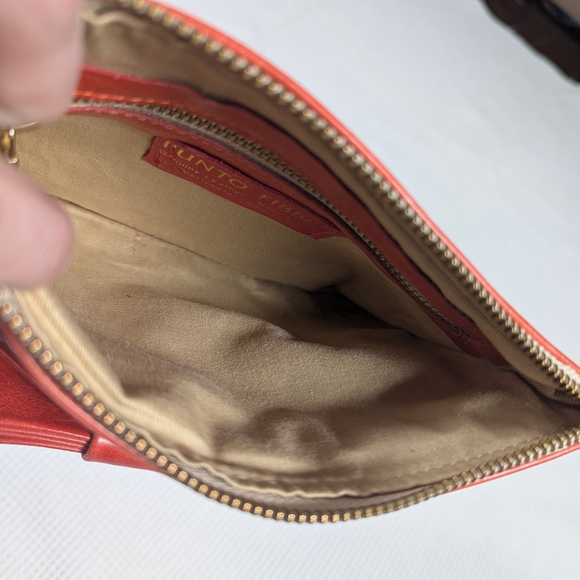 Chic Coral Leather Clutch With Bow Made In Italy - Picture 4 of 4